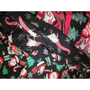 3 Christmas leggings